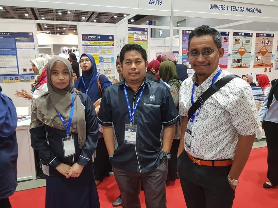 photo6215446976376450700