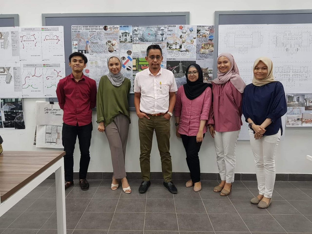 photo6215446976376450705