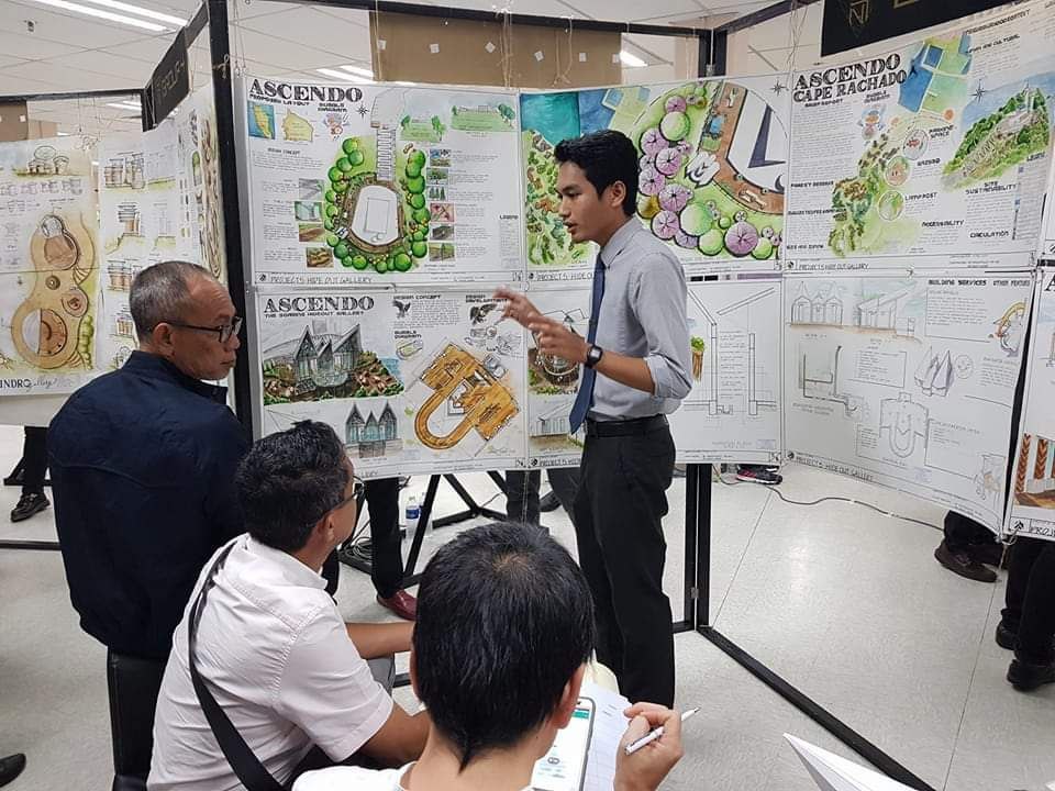 photo6215446976376450751